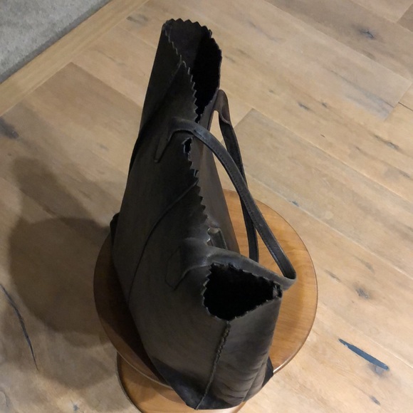 Caba Full Grain COWHIDE LEATHER Tote - Picture 5 of 6